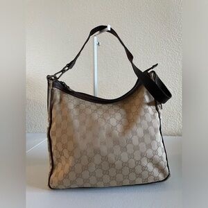 Gucci shoulder bag
